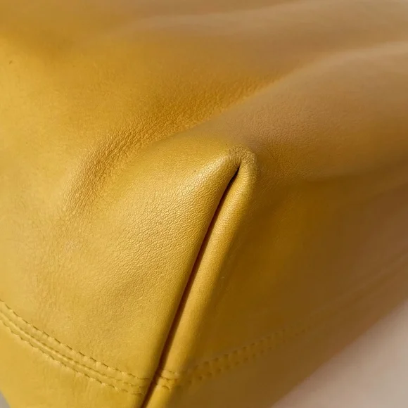 Coach Vintage Soho Lafayette 4140 Shoulder Tote Bag Chamois Yellow Leather - Picture 13 of 16